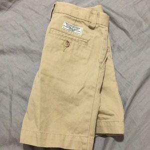 Polo Ralph Lauren little boy khaki shorts -size 4t